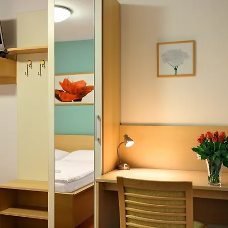 Krumlov - Massage بيت ضيافة