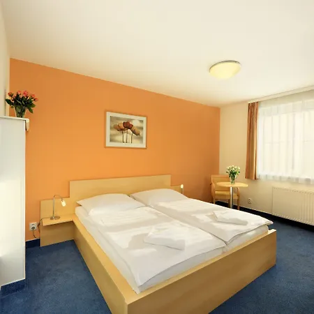 Krumlov - Massage بيت ضيافة 4*