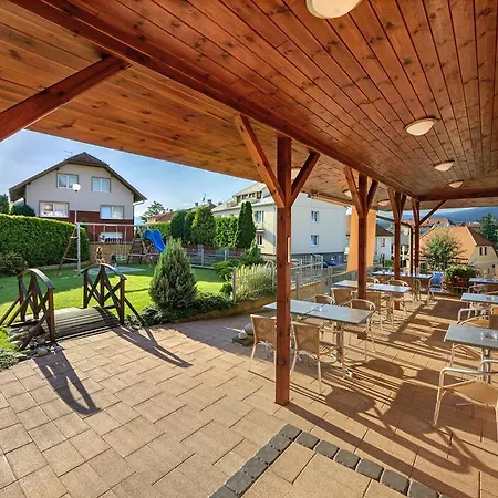 Krumlov - Massage Guest house 3*